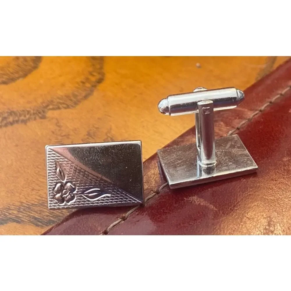 VTG Silvertone Shields Cufflinks with Etch Design